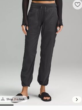 Lululemon Dance Studio Mid-Rise Pant Short drawstring black women’s sz 8